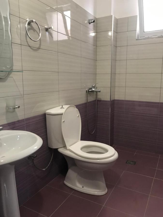 Guesthouse Flamur Ksamil Esterno foto