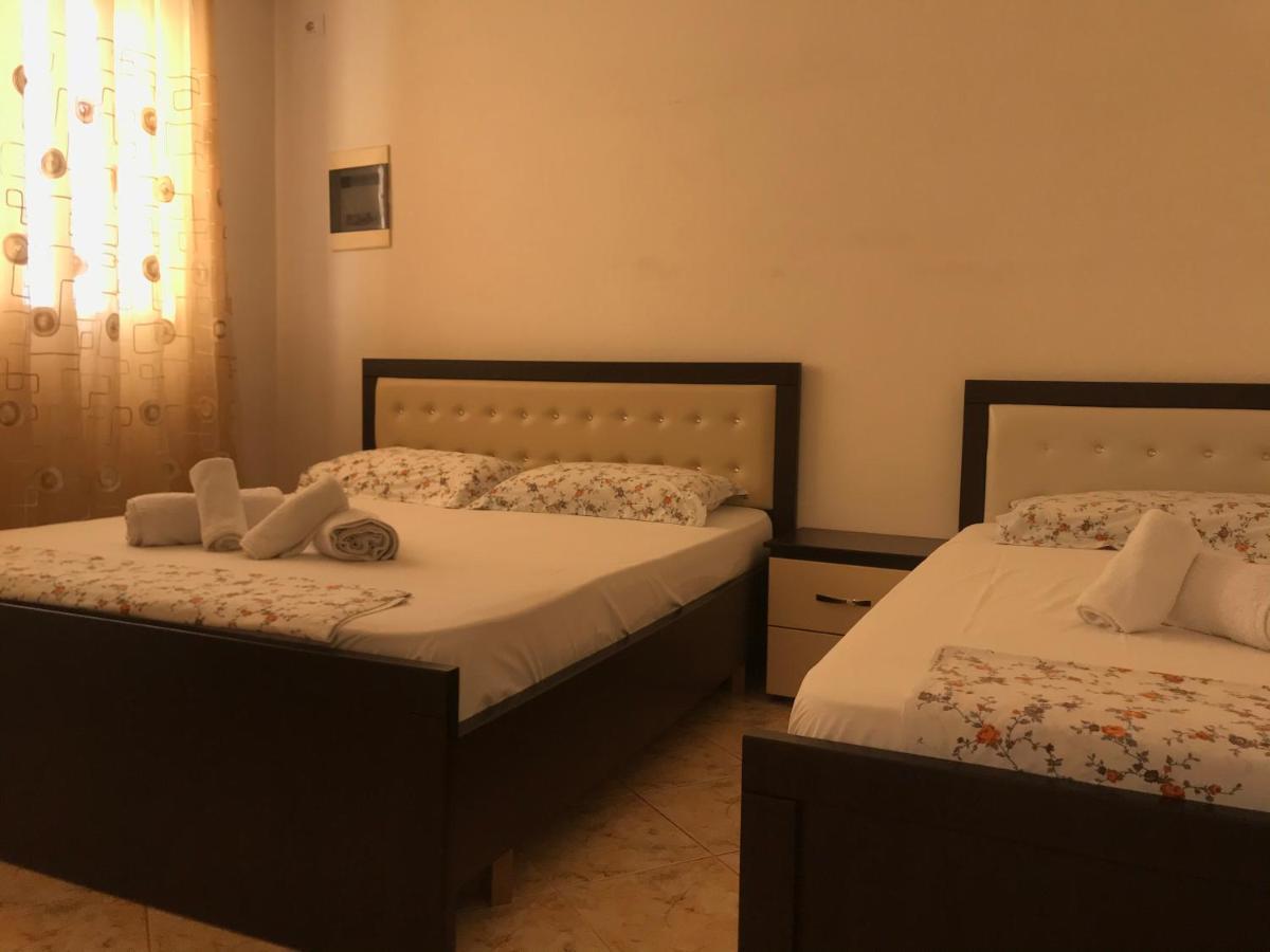 Guesthouse Flamur Ksamil Esterno foto